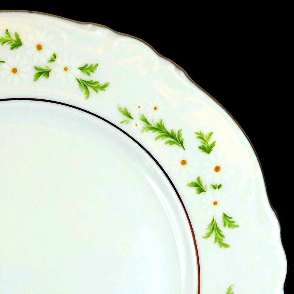 Crown Jewel Bridal Wreath Bavaria Dessert Plates Set of 2 – Vintage 1960s - Picture 3 of 7